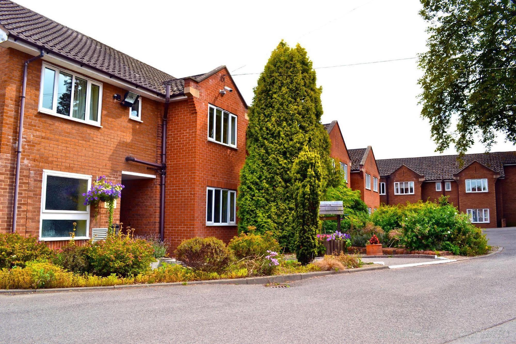Woodside Hotel, Kenilworth - Warwick Exterior foto